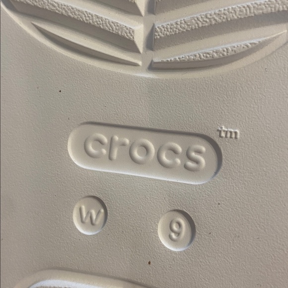 CROCS Women's Glittery Silver Sandals size 9 BNWOT see all photos - Picture 7 of 11